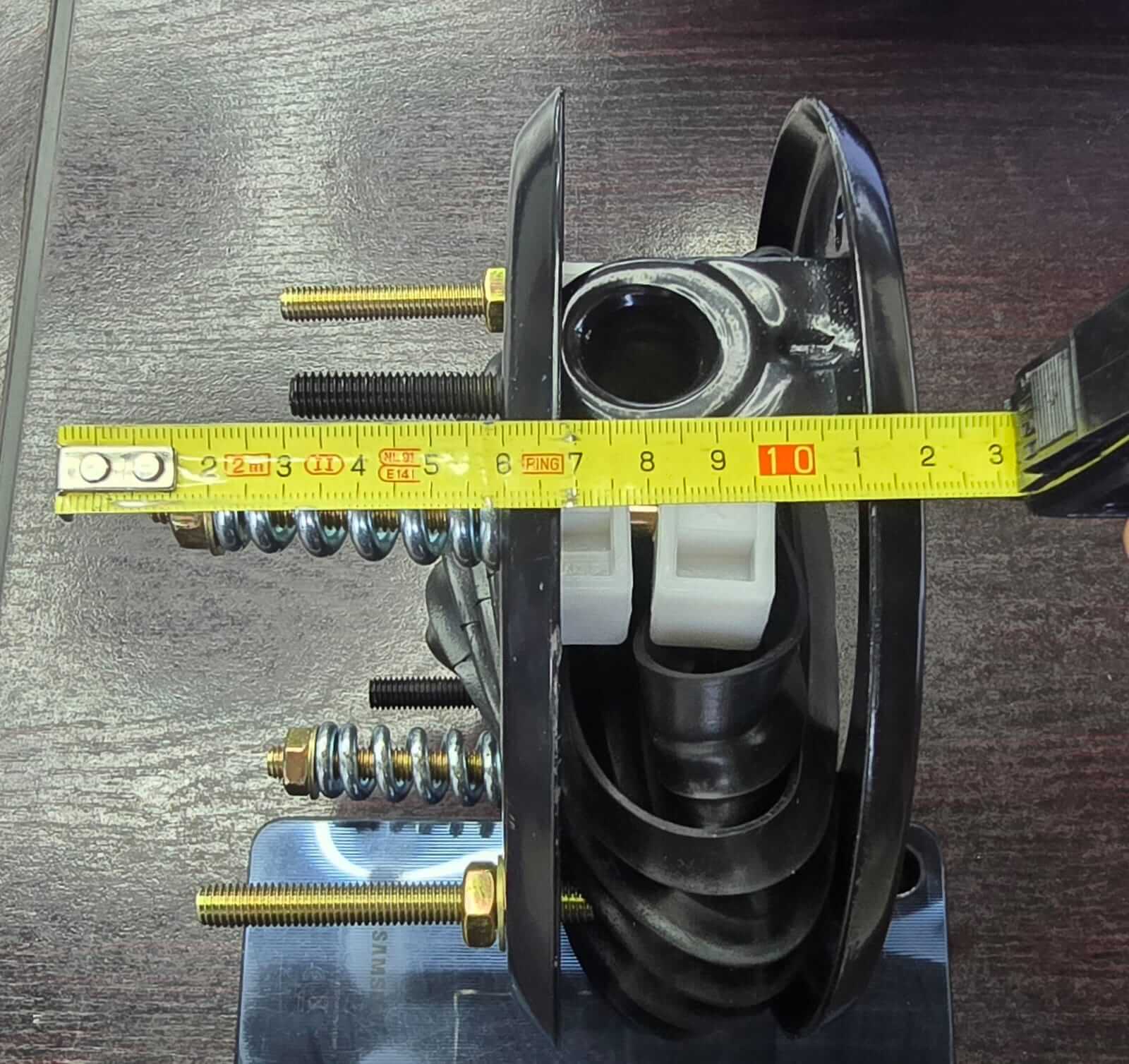 Tilt Mechanism of Shampoo Chair 4