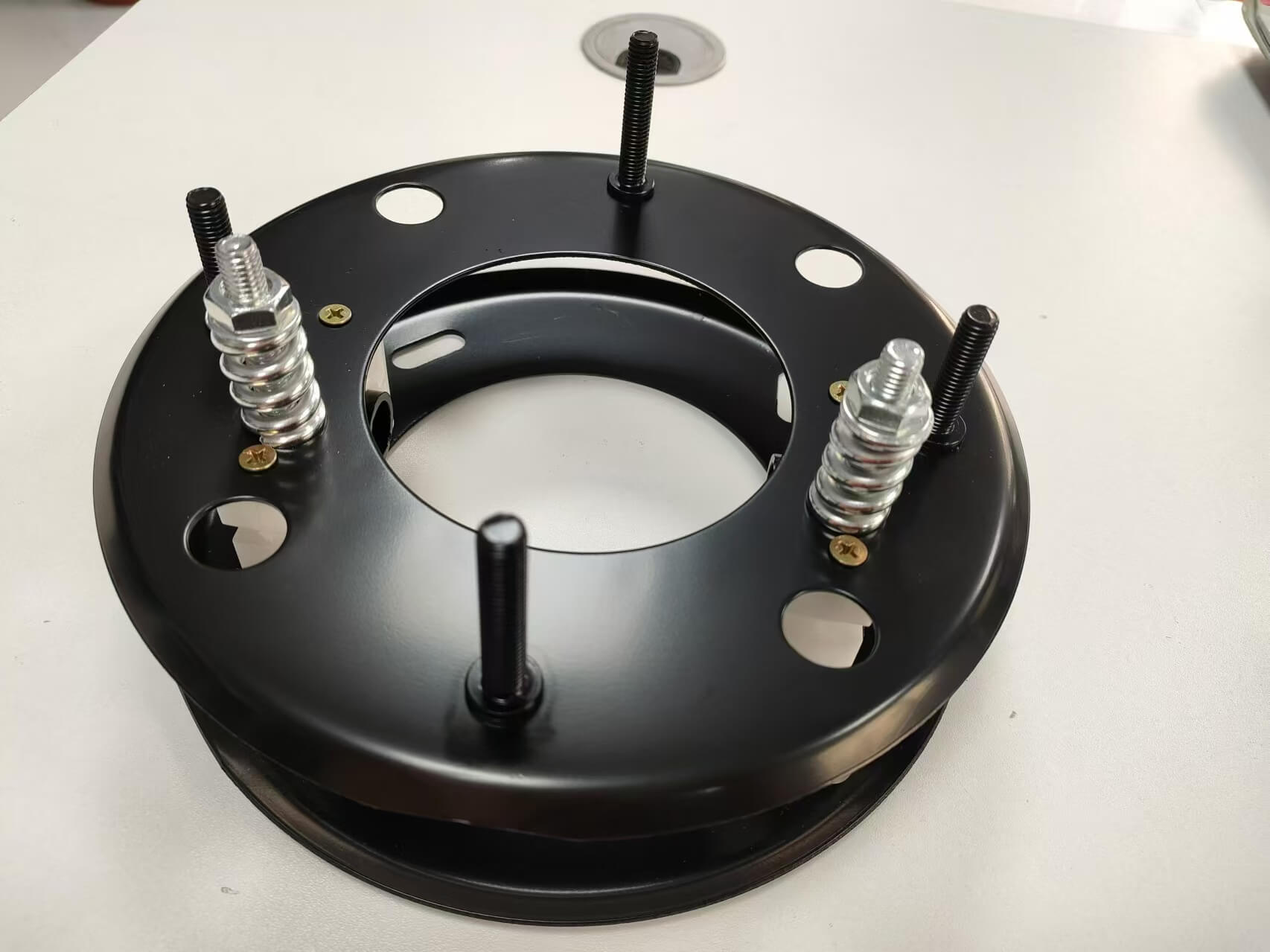 Tilt Mechanism of Shampoo Chair