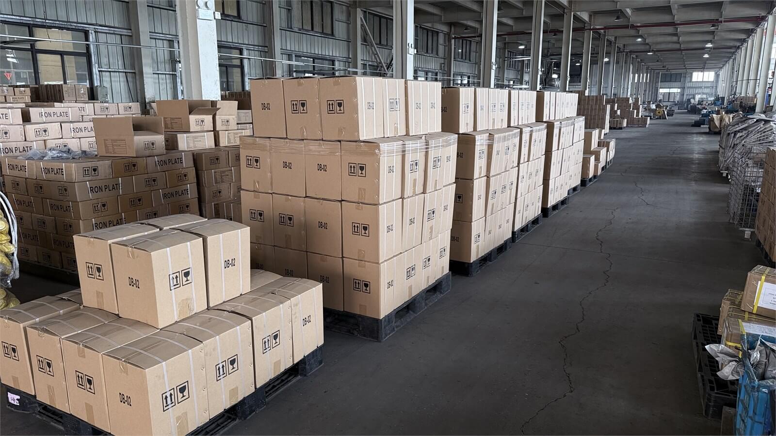 Hydraulic pump packing and warehouse for overseas orders